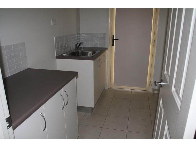 2/5 Golden Grove, Red Cliffs VIC 3496