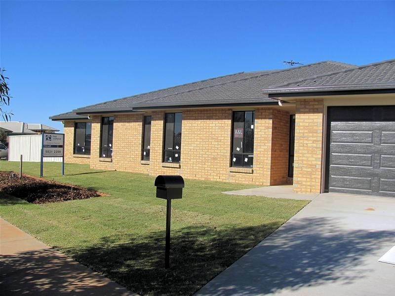 33 Philipa Crescent, Mildura VIC 3500