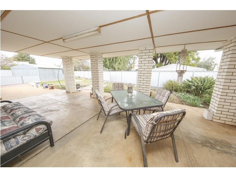 4 Merebin Court, Merbein VIC 3505