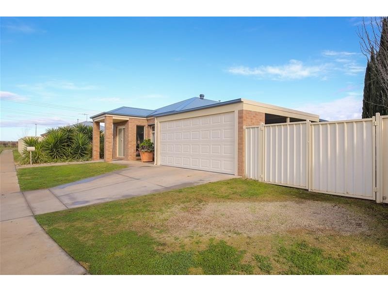 26 Leichhardt Drive, Mildura VIC 3500