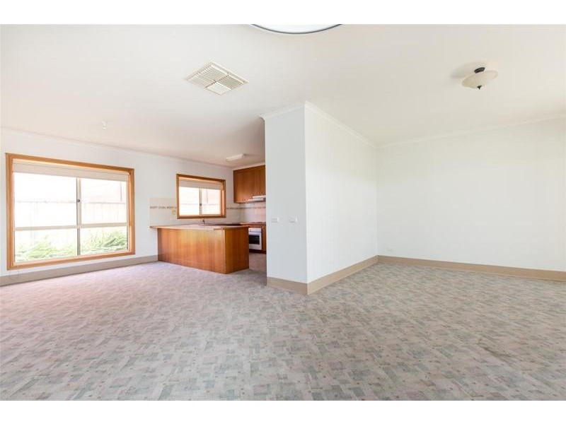 6 Vineleaf Street, Mildura VIC 3500