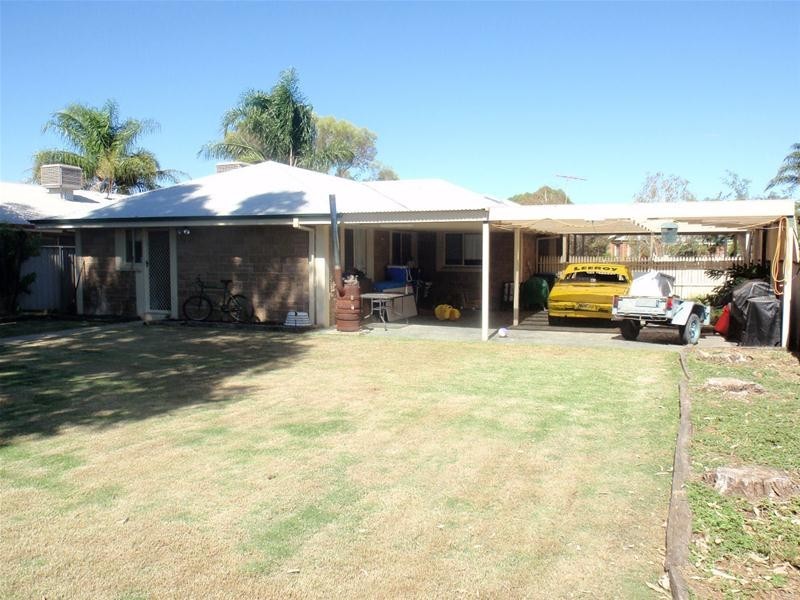 2 Macquarie Court, Mildura VIC 3500