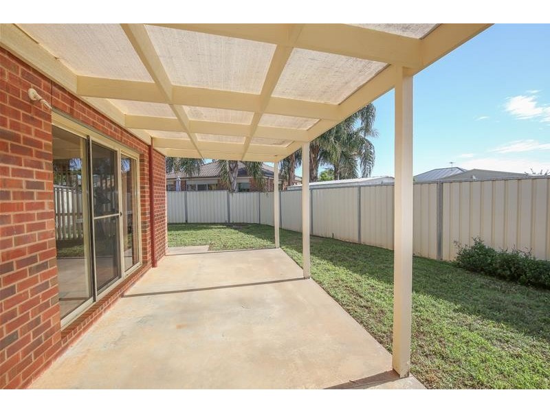 7 Durham Avenue, Mildura VIC 3500