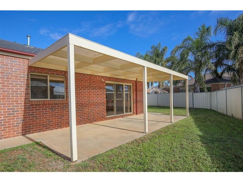 7 Durham Avenue, Mildura VIC 3500