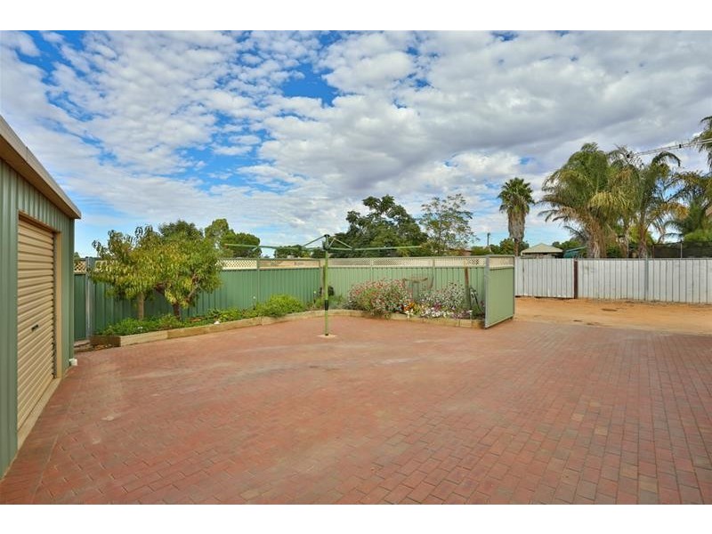 43 Nursery Ridge Road, Red Cliffs VIC 3496