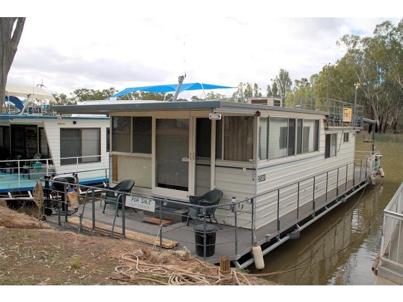 Tramp Houseboat, Mildura VIC 3500