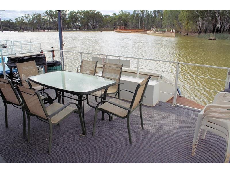 Tramp Houseboat, Mildura VIC 3500