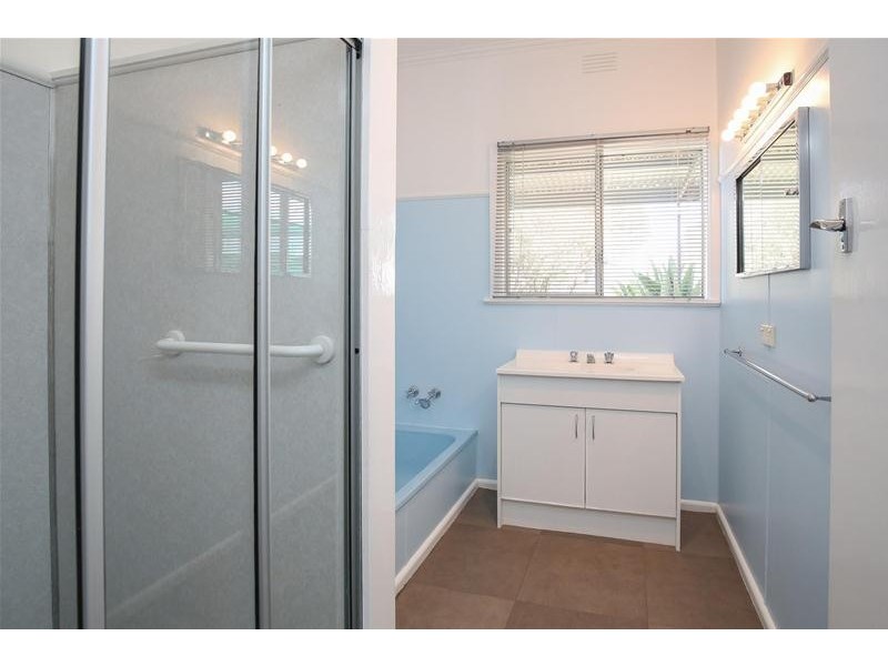 2 Cleary Avenue, Mildura VIC 3500