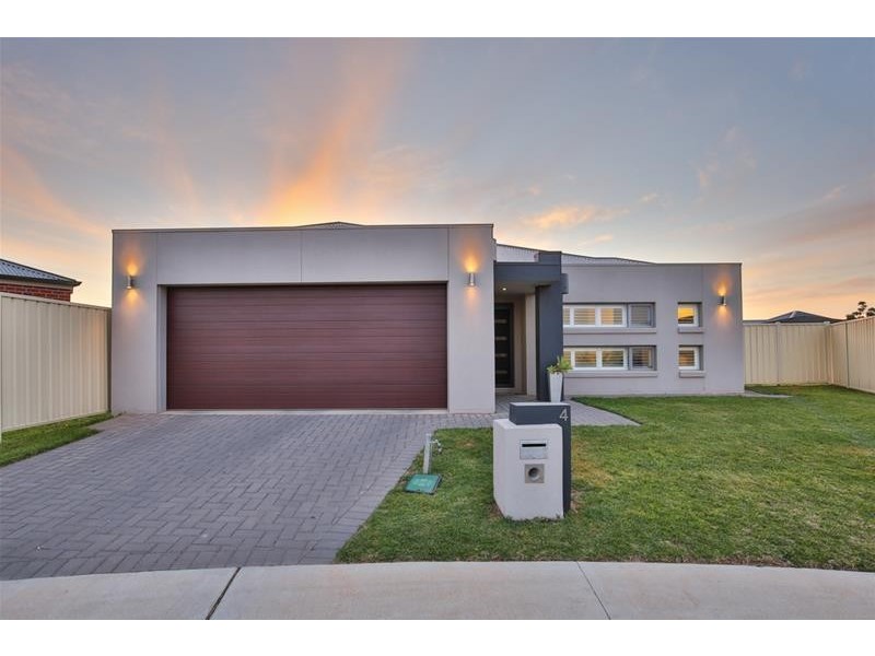 4 Laguna Court, Mildura VIC 3500