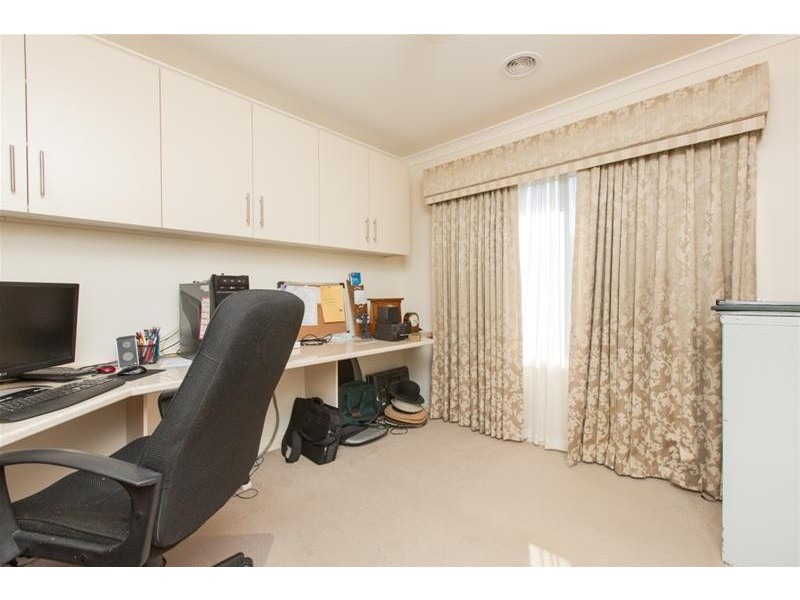 11 Sherring Way, Mildura VIC 3500