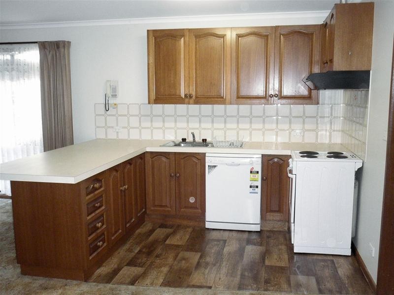 2/240 Deakin Avenue, Mildura VIC 3500