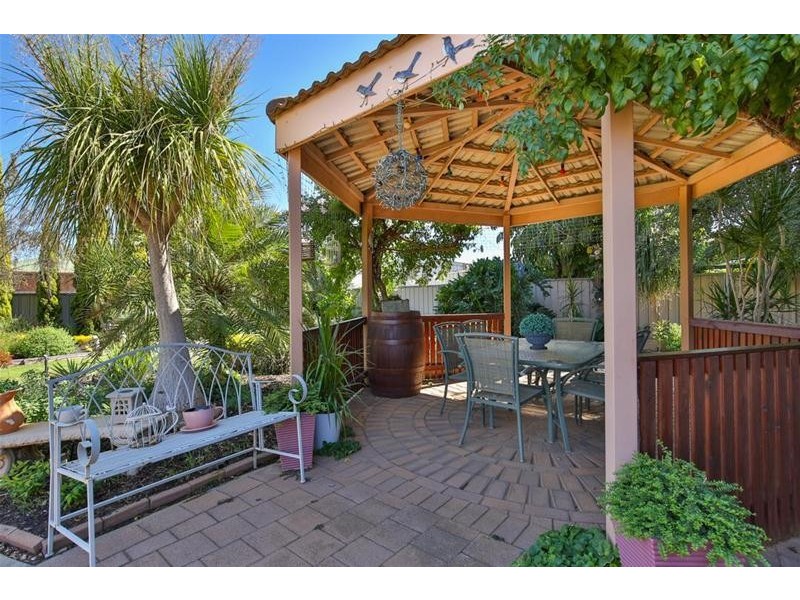 4 Belleview Drive, Irymple VIC 3498