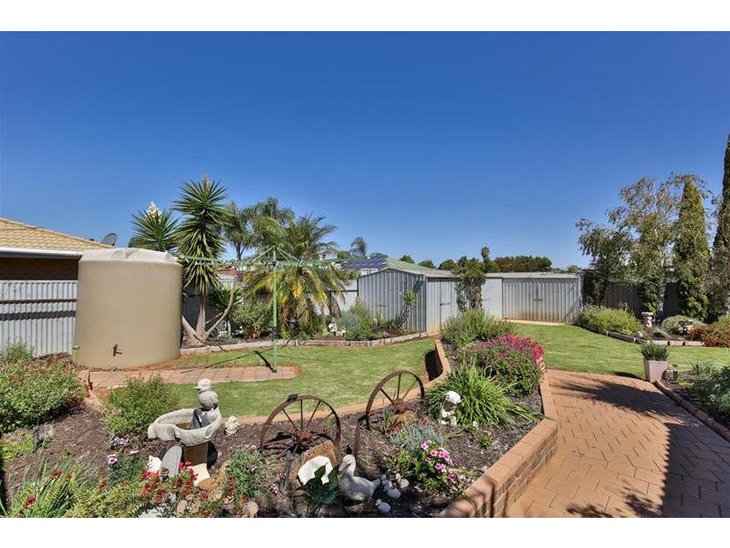 4 Belleview Drive, Irymple VIC 3498