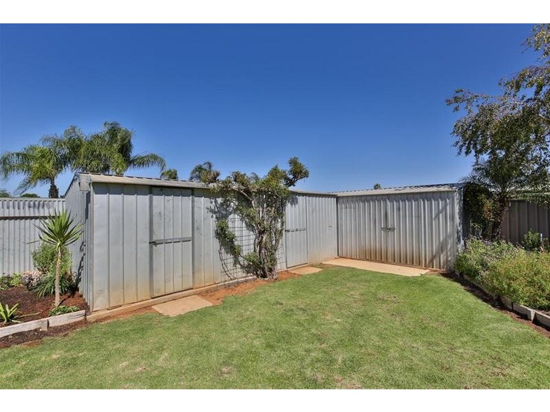 4 Belleview Drive, Irymple VIC 3498