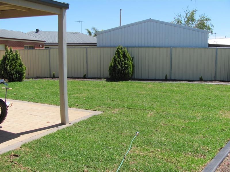 4 Thames Place, Mildura VIC 3500