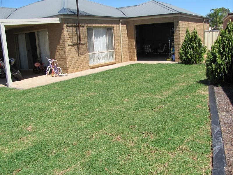 4 Thames Place, Mildura VIC 3500