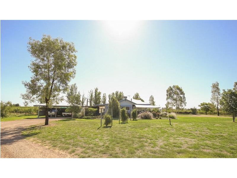 16 Krake Road, Red Cliffs VIC 3496