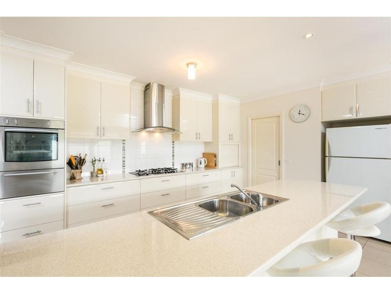 10 Nicholas Avenue, Mildura VIC 3500