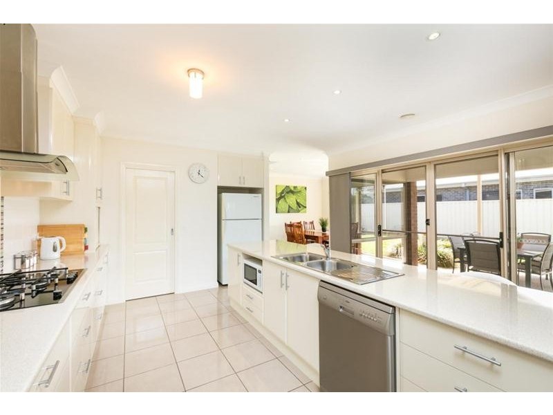 10 Nicholas Avenue, Mildura VIC 3500