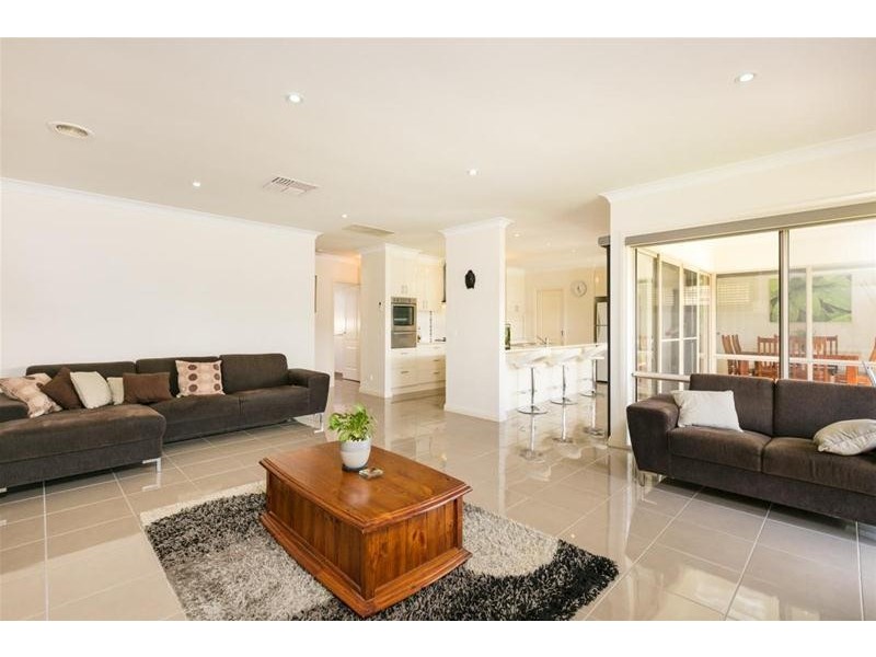 10 Nicholas Avenue, Mildura VIC 3500