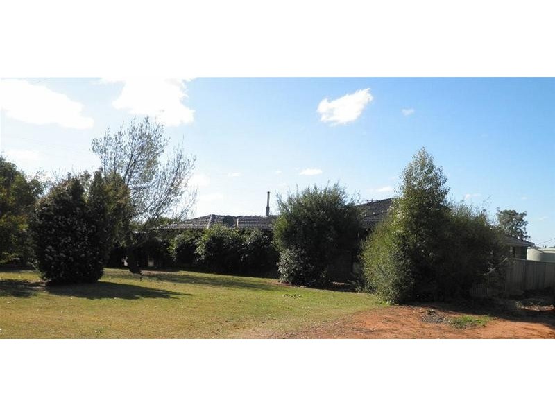 4 Smith Road, Robinvale VIC 3549