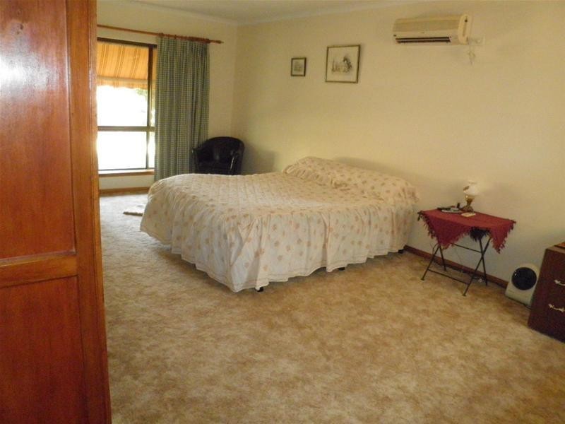 4 Smith Road, Robinvale VIC 3549