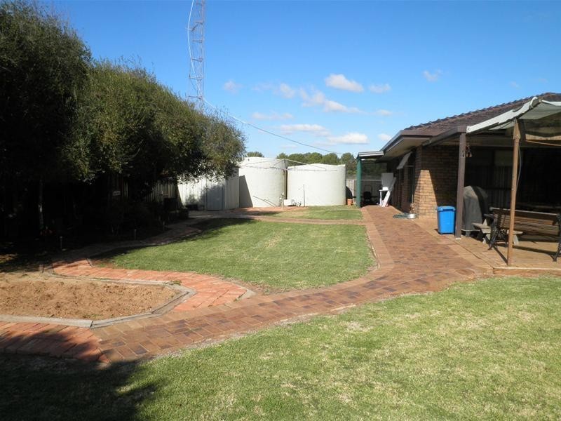 4 Smith Road, Robinvale VIC 3549