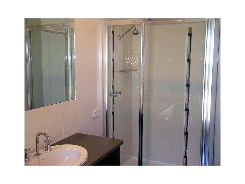 1 Peter John  Court, Mildura VIC 3500