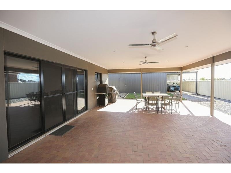 13 Lizlee Drive, Mildura VIC 3500