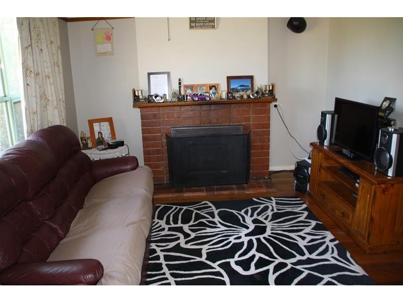 11 Westcliffs Crescent, Red Cliffs VIC 3496