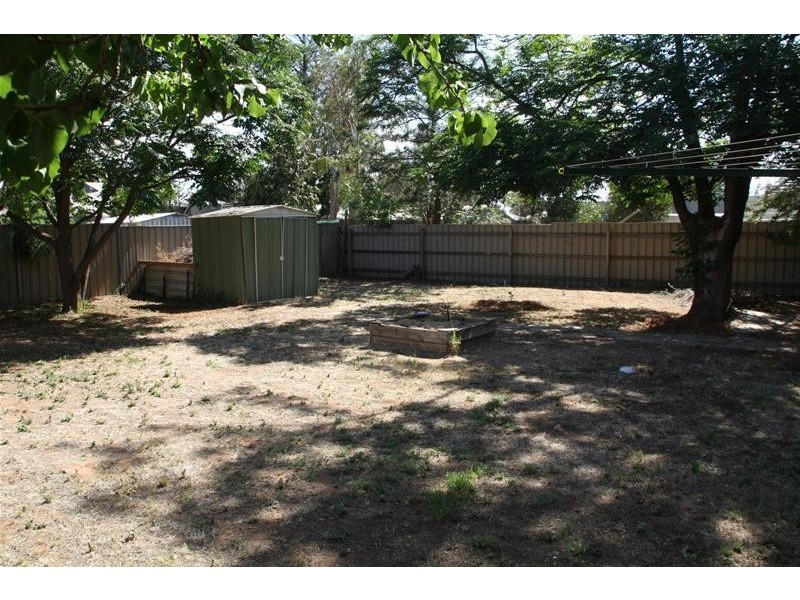 11 Westcliffs Crescent, Red Cliffs VIC 3496