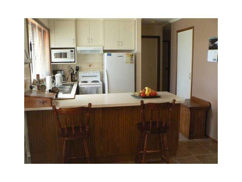 2 Chancellor Court, Red Cliffs VIC 3496