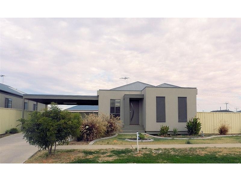 11 Merlot Court, Mildura VIC 3500