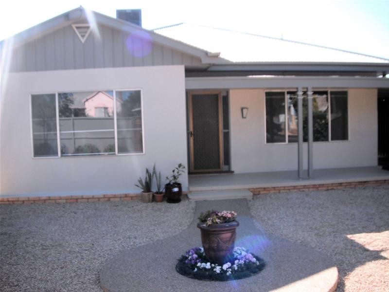 77 Olive Avenue, Mildura VIC 3500