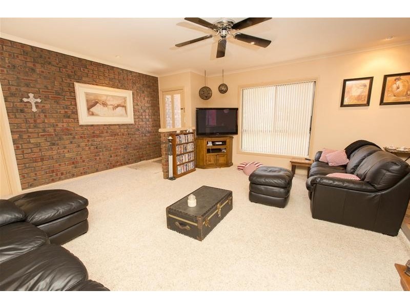 4 Greenvale Parade, Mildura VIC 3500