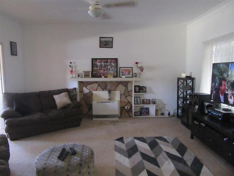 4 Hazel Avenue, Mildura VIC 3500