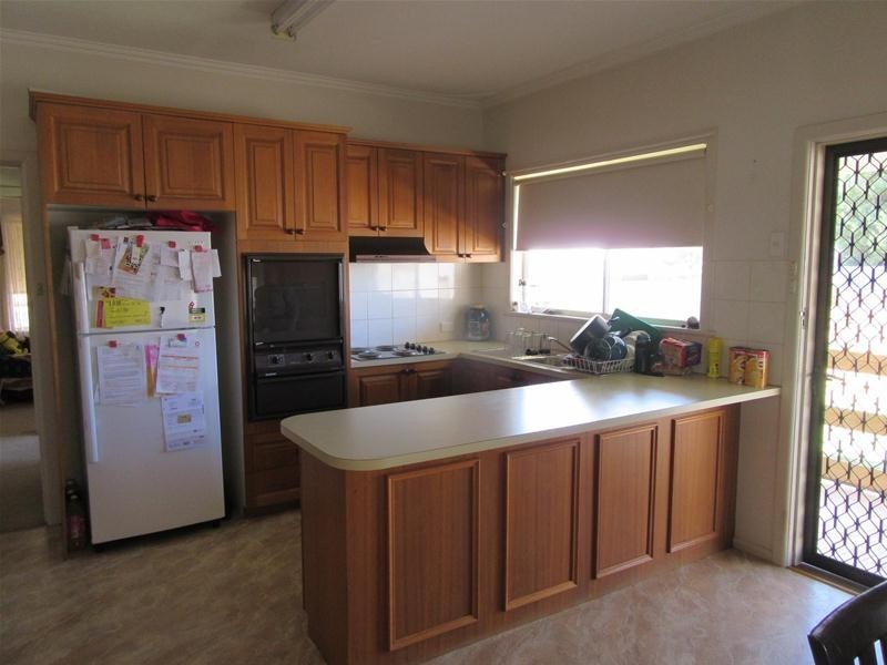 4 Hazel Avenue, Mildura VIC 3500