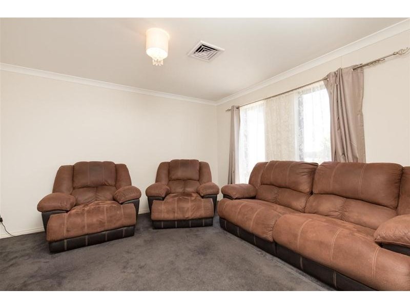 18 Ponderosa Way, Mildura VIC 3500