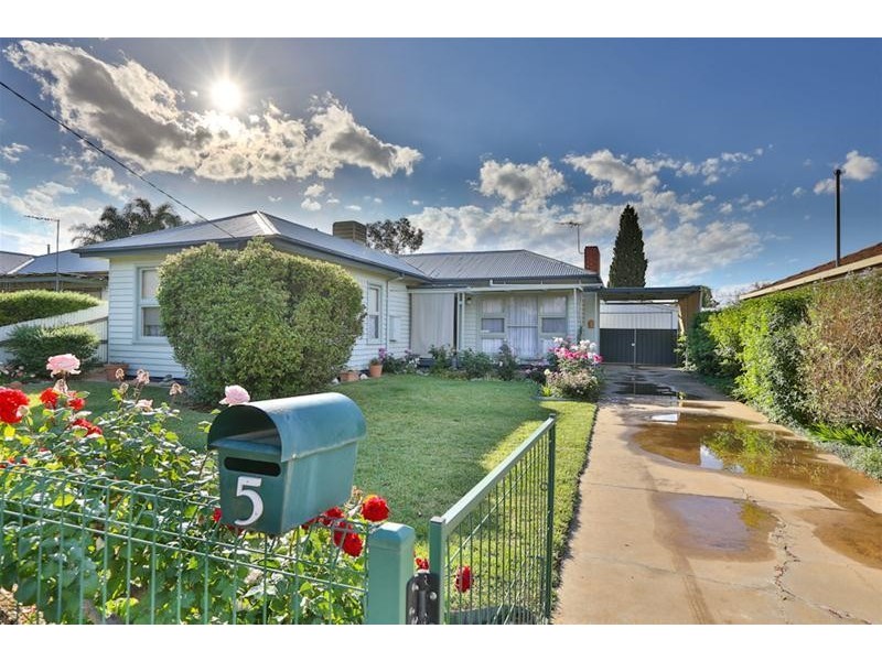 5 Cleary Avenue, Mildura VIC 3500