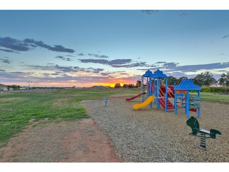 19 Sherring Way, Mildura VIC 3500