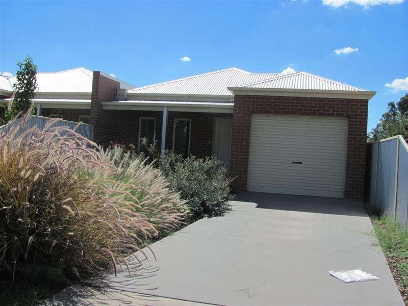 33A Heytesbury Avenue, Red Cliffs VIC 3496