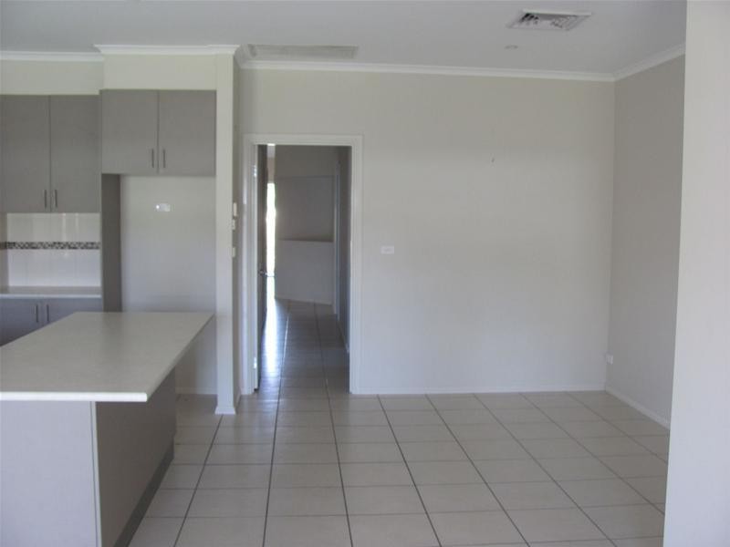 33A Heytesbury Avenue, Red Cliffs VIC 3496