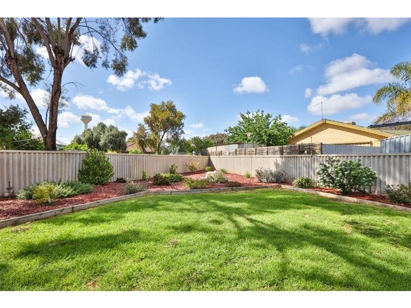 4 Bundarra Court, Mildura VIC 3500