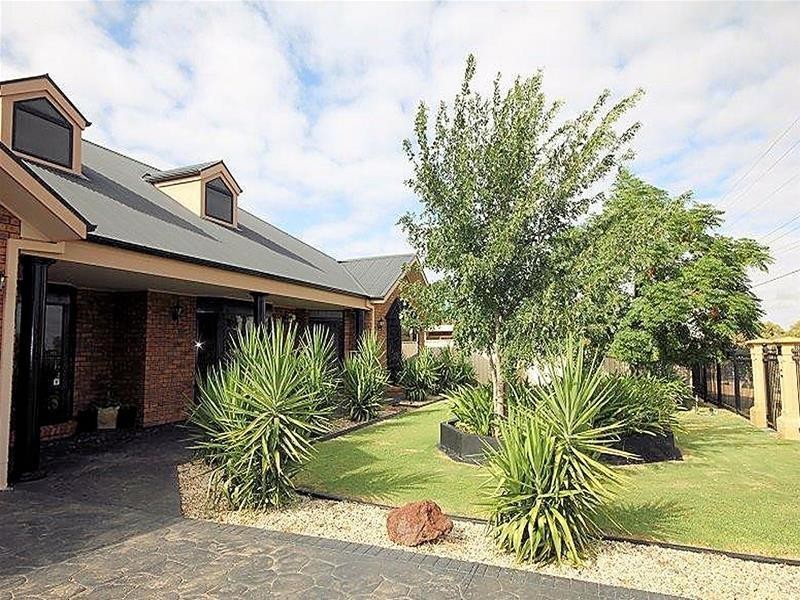 530 Deakin Avenue, Mildura VIC 3500