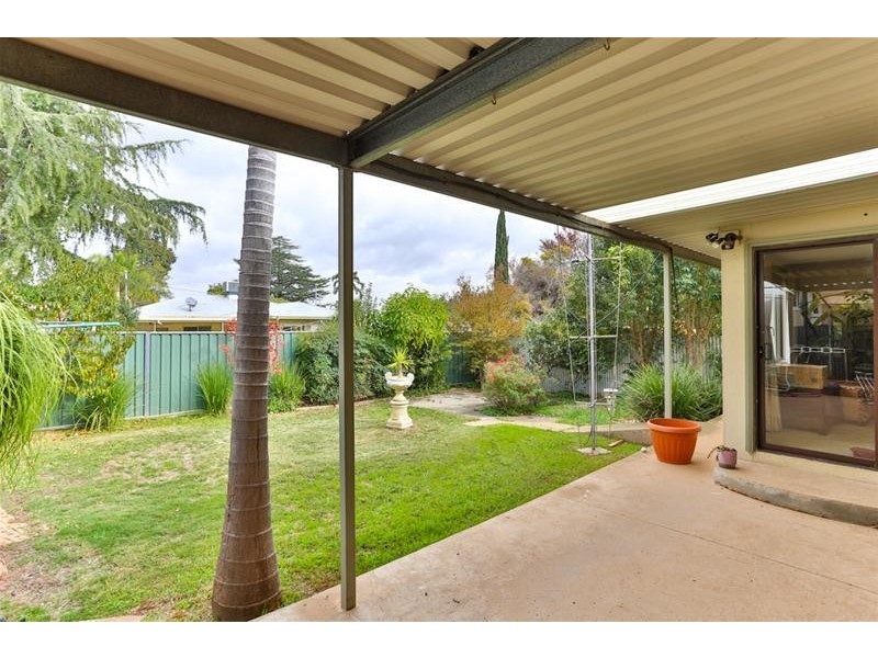 27 Bowen Crescent, Mildura VIC 3500