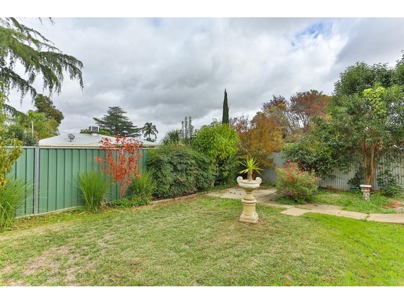 27 Bowen Crescent, Mildura VIC 3500