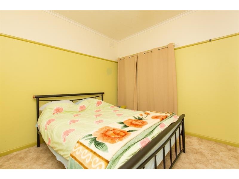 24 Gregory Street, Ouyen VIC 3490