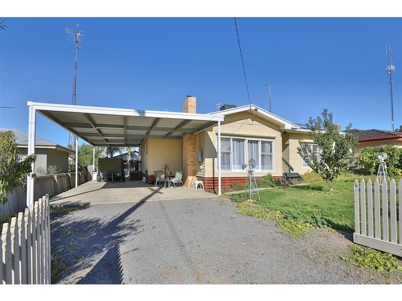 24 Gregory Street, Ouyen VIC 3490