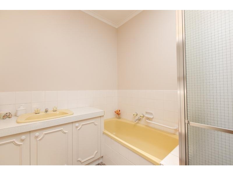 2 Bottlebrush Court, Mildura VIC 3500