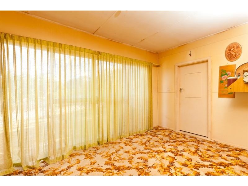 215 Cureton  Avenue, Nichols Point VIC 3501